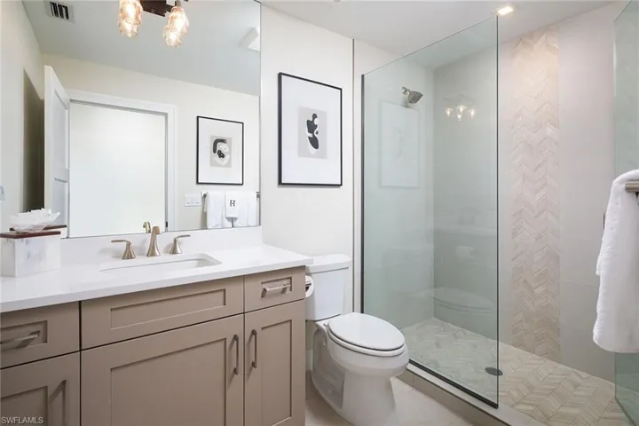 4834  West  BLVD, Naples, FL 34103