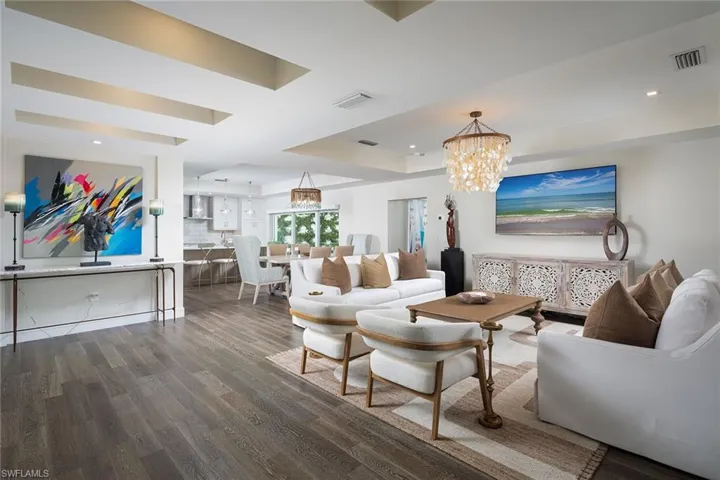 4834  West  BLVD, Naples, FL 34103