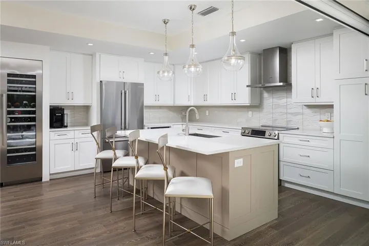 4834  West  BLVD, Naples, FL 34103