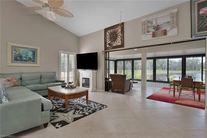 1384  Park Lake  DR, Naples, FL 34110