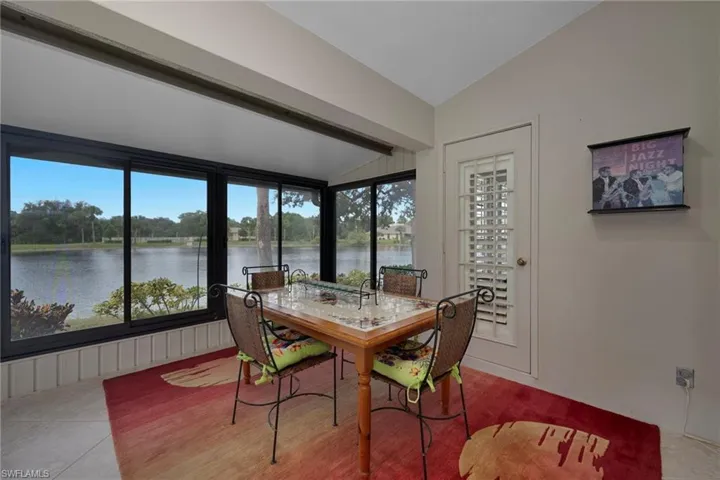 1384  Park Lake  DR, Naples, FL 34110