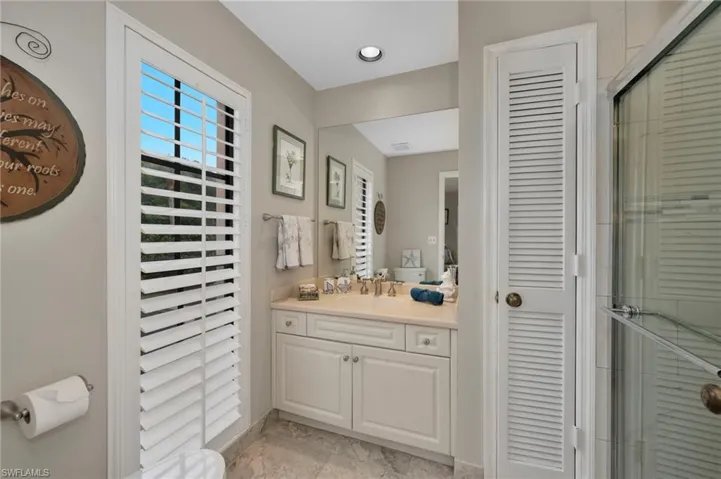 1384  Park Lake  DR, Naples, FL 34110