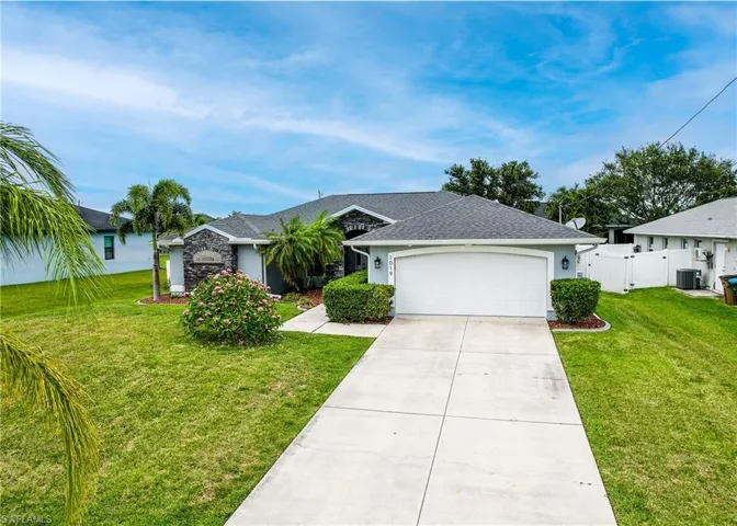 1019 Nw 9th St, Cape Coral, Florida 33993