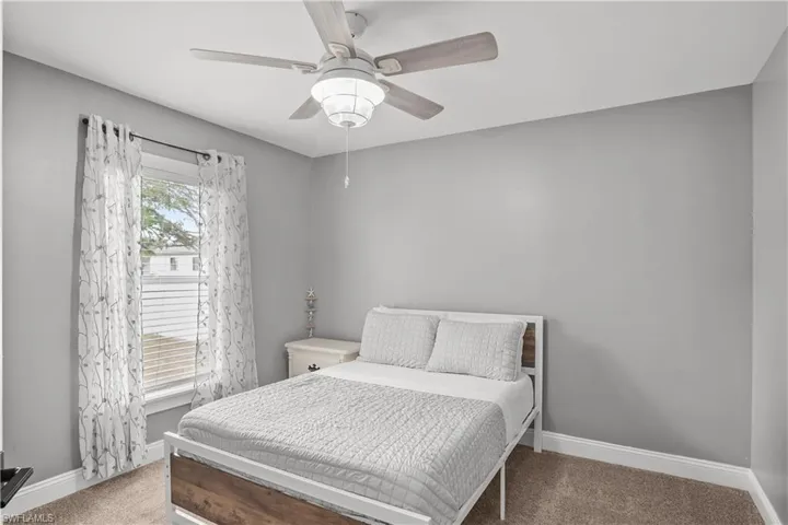 1019 Nw 9th St, Cape Coral, Florida 33993