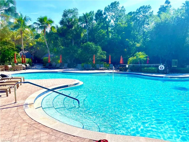 8989 Cambria Cir 1807, Naples, Florida 34113