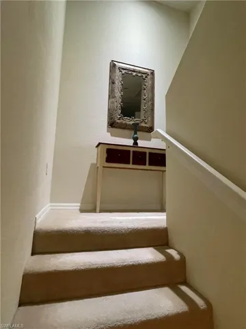 way to upstairs to the bedrooms