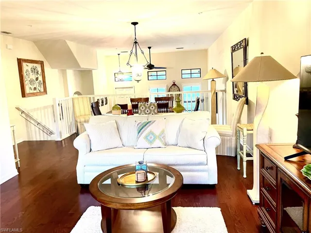 8989 Cambria Cir 1807, Naples, Florida 34113