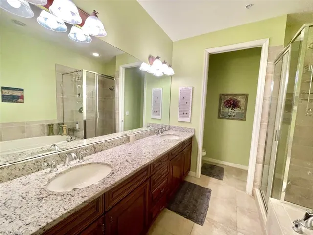 8989 Cambria Cir 1807, Naples, Florida 34113