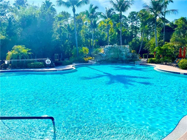 8989 Cambria Cir 1807, Naples, Florida 34113