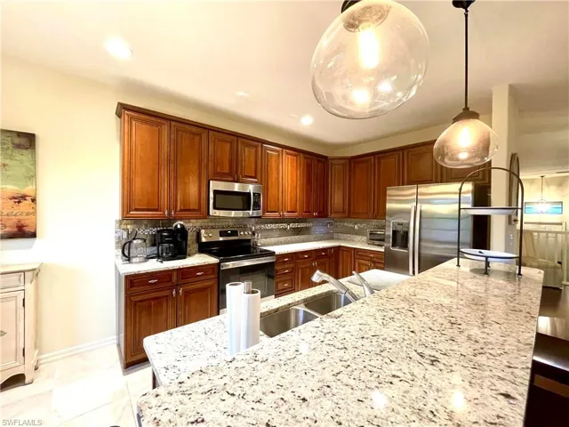 8989 Cambria Cir 1807, Naples, Florida 34113