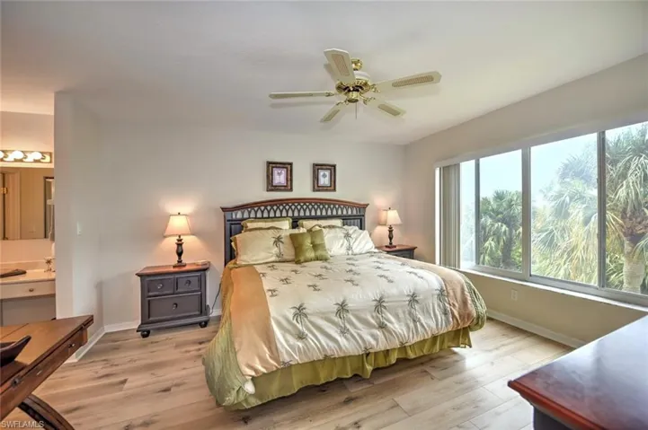 15171  Cedarwood  LN, Naples, FL 34110