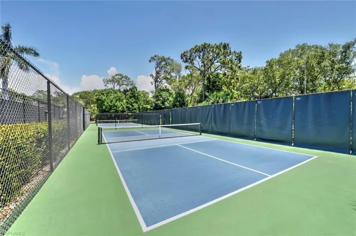 15171  Cedarwood  LN, Naples, FL 34110