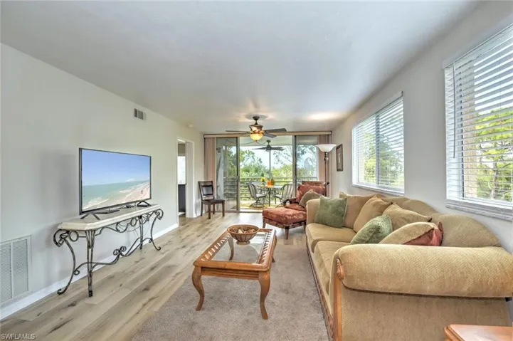15171  Cedarwood  LN, Naples, FL 34110