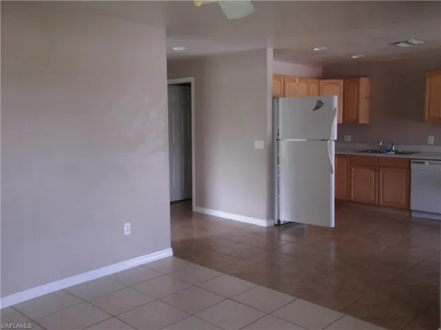 662  Alabama S RD, Lehigh Acres, FL 33974