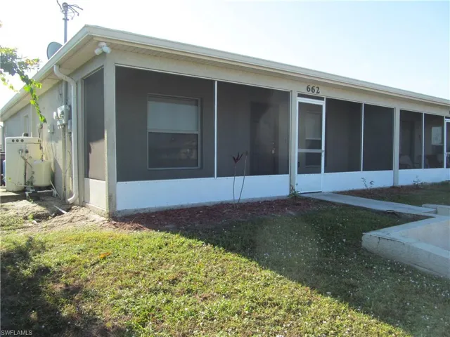662  Alabama S RD, Lehigh Acres, FL 33974