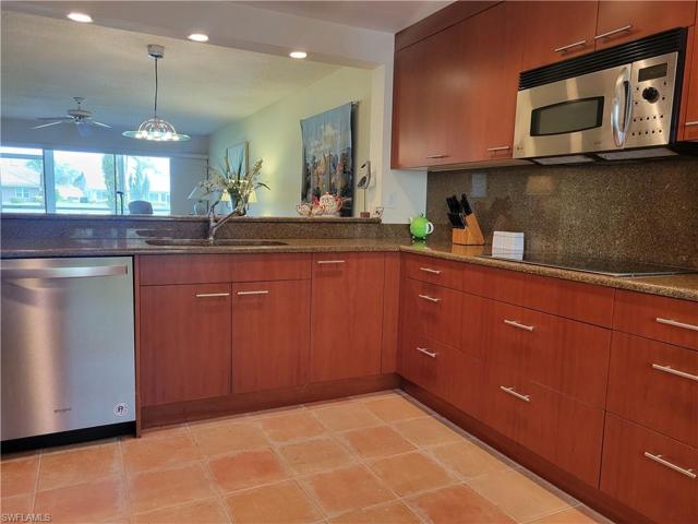Lots of counter space