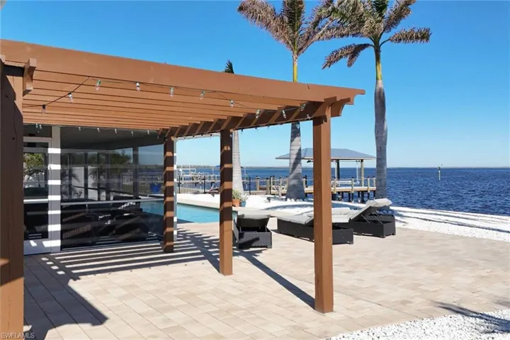Pergola with night lights - perfect for al fresco dining!