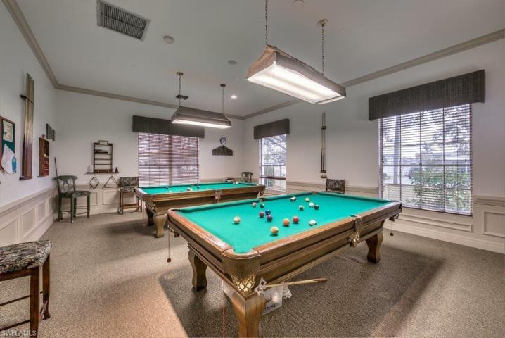 BILLARDS