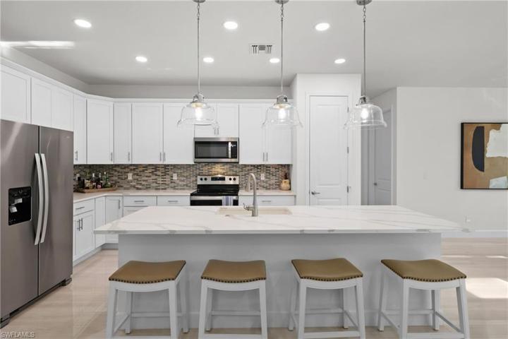15981 Chance WAY, FORT MYERS FL 33908