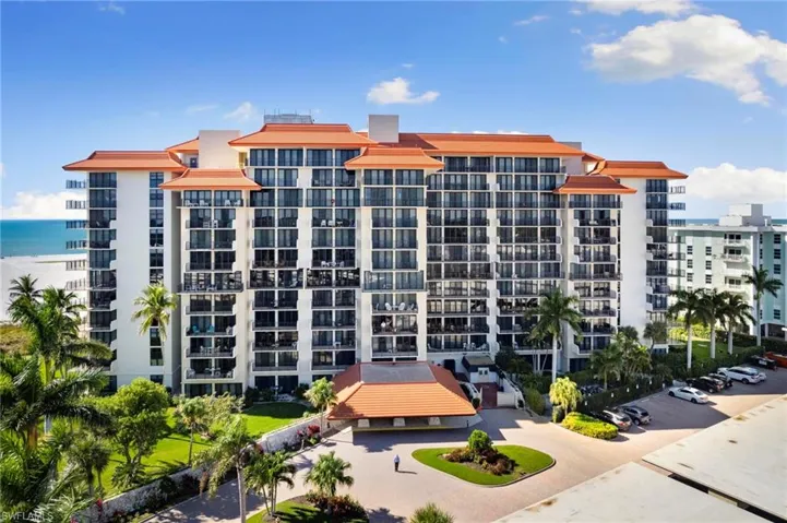 Beachfront Tradewinds