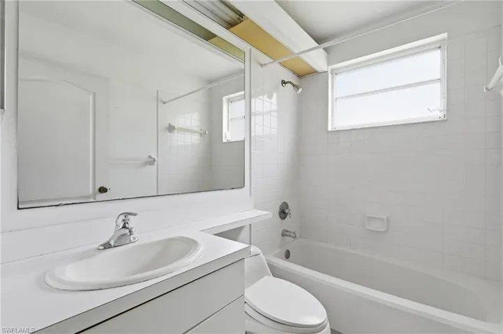 2nd Bathroom