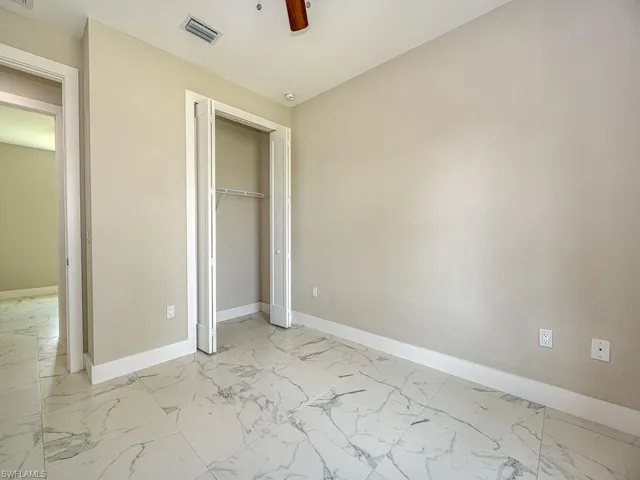 4226  68th NE AVE, Naples, FL 34120
