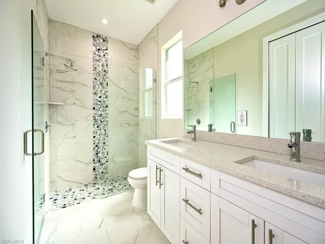 4226  68th NE AVE, Naples, FL 34120