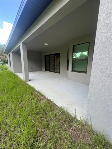 704  Henry  AVE, Lehigh Acres, FL 33972