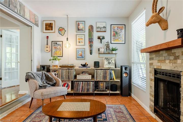 1733 Grove AVE, FORT MYERS FL 33901