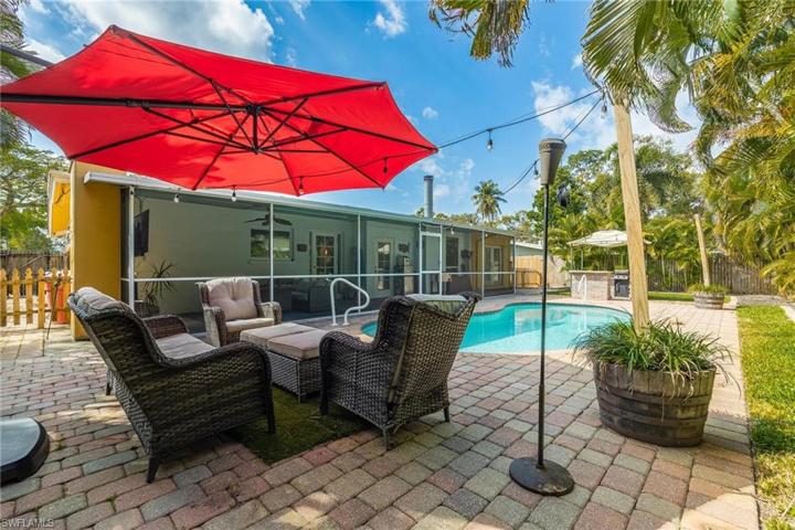 1733 Grove AVE, FORT MYERS FL 33901