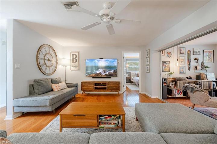 1733 Grove AVE, FORT MYERS FL 33901