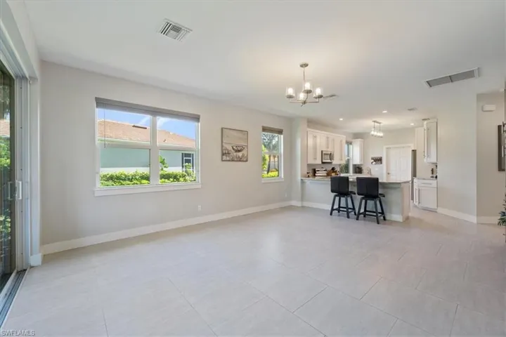 10648  Camarelle  CIR, Fort Myers, FL 33913