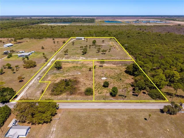 22301 N River Rd, Alva, Florida 33920