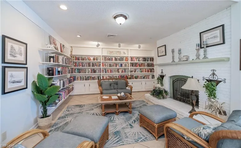 5510 Sir Walter Way, North Fort Myers, Florida 33917