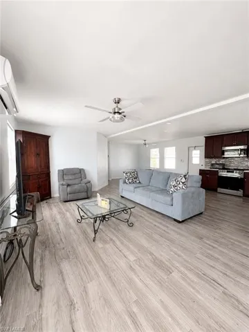 5510 Sir Walter Way, North Fort Myers, Florida 33917