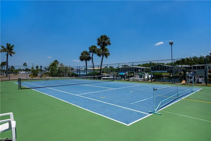 5510 Sir Walter Way, North Fort Myers, Florida 33917