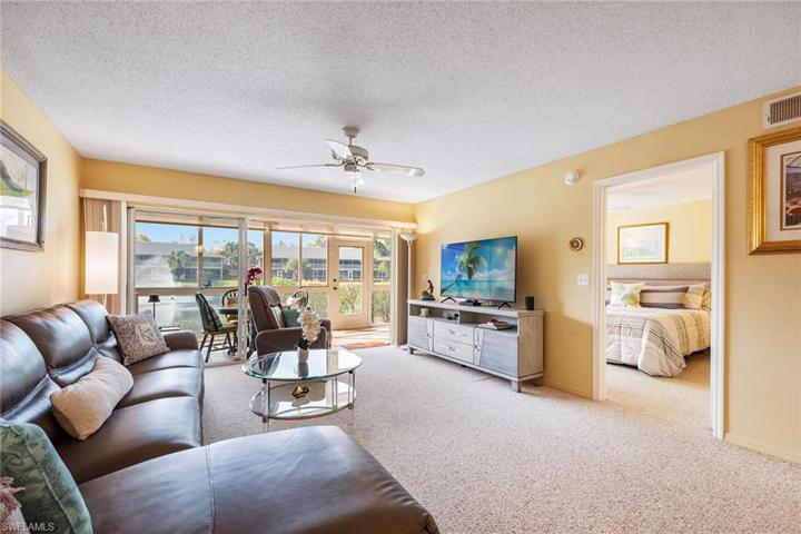 1290  Yesica Ann  CIR, Naples, FL 34110