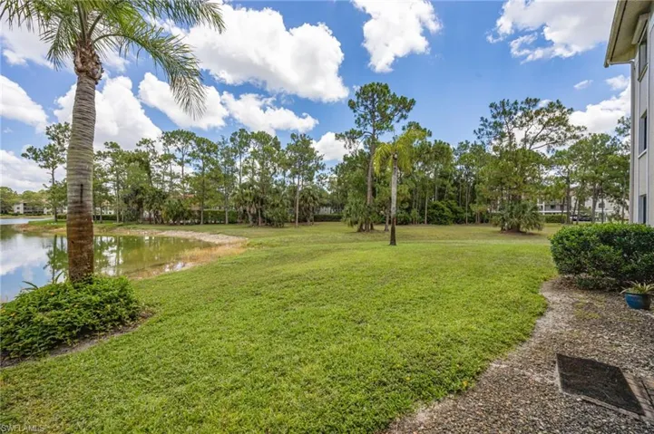 5724 Deauville Cir H107, Naples, Florida 34112