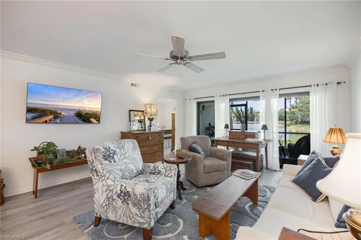 5724 Deauville Cir H107, Naples, Florida 34112