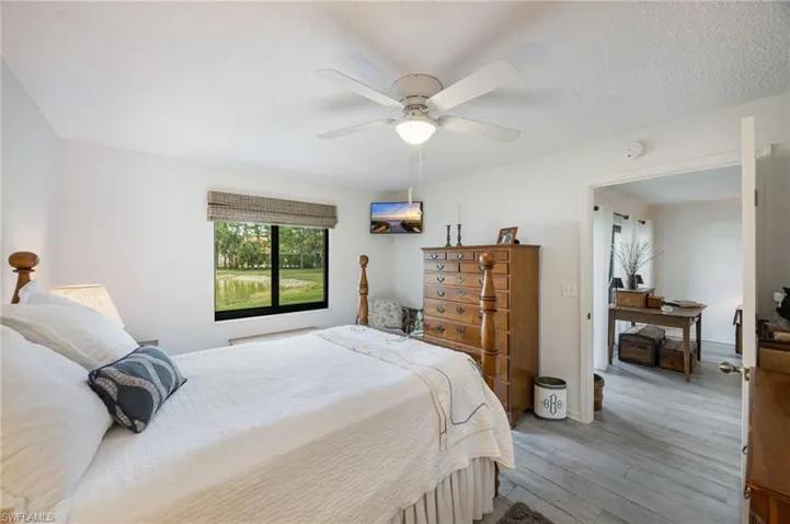 5724 Deauville Cir H107, Naples, Florida 34112