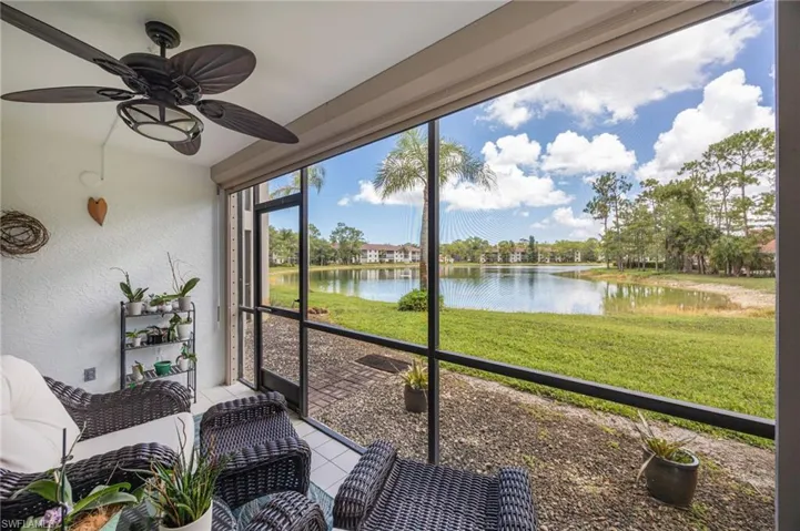 5724 Deauville Cir H107, Naples, Florida 34112