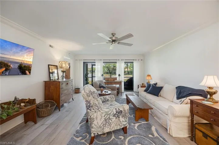 5724 Deauville Cir H107, Naples, Florida 34112