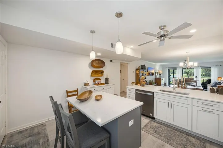 5724 Deauville Cir H107, Naples, Florida 34112