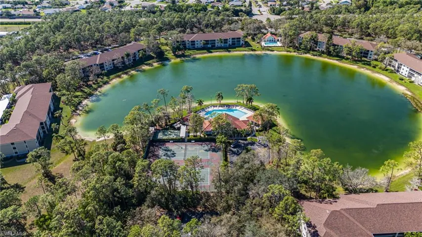 5724 Deauville Cir H107, Naples, Florida 34112