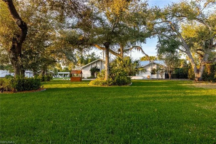 15630 Roberts Ln, Fort Myers, Florida 33908
