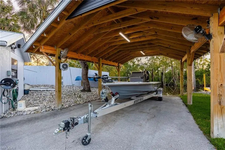15630 Roberts Ln, Fort Myers, Florida 33908