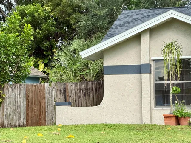 3090 52nd St Sw, Naples, Florida 34116