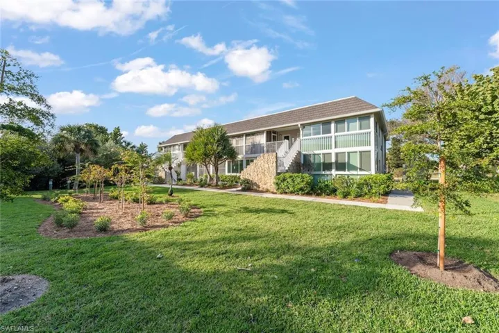 Captains Walk 561 Periwinkle Way E Bldg