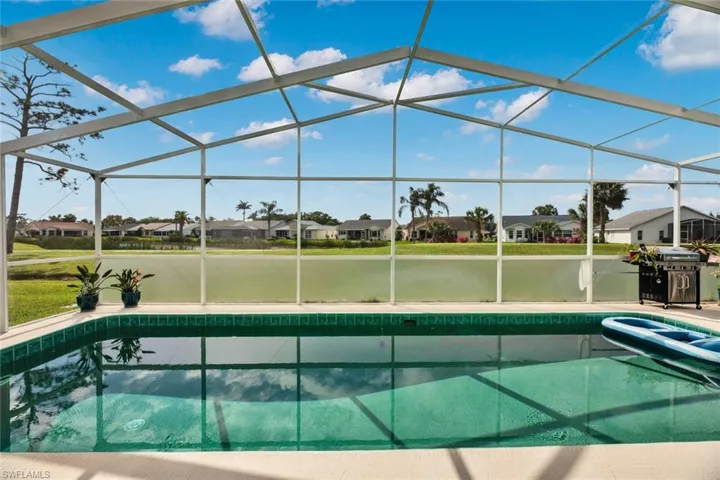 3875  Sabal Springs  BLVD, North Fort Myers, FL 33917