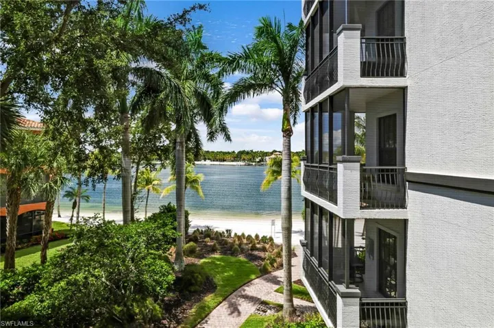 10733 Mirasol Dr 311, Miromar Lakes, Florida 33913